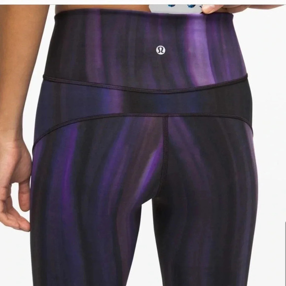 Lululemon in movement pants 25” - Picture 3 of 13
